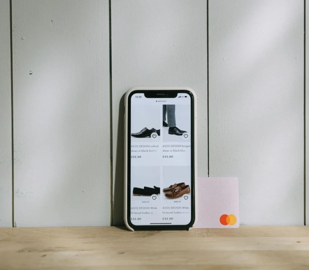 interface e-commerce téléphone